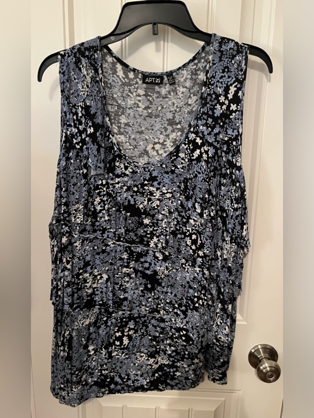 Apt. 9 Black and Blue Floral Ruffle Sleeveless Top - great for travel